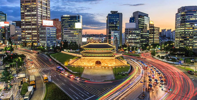 Seoul ist vibrierende City zwischen K Pop und Tradition